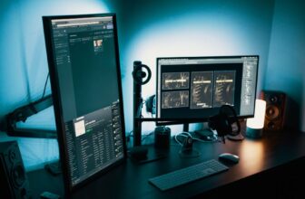 What Are the Benefits of High-Resolution Vs. High-Refresh Rate Monitors?